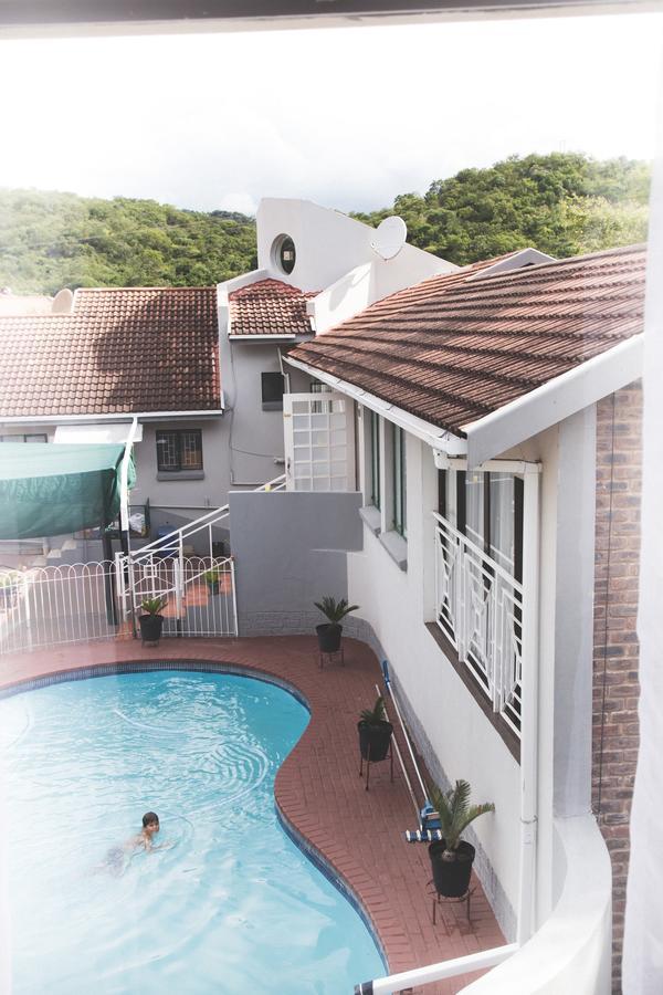 29 Polvy Street Hotell Mbombela Exteriör bild